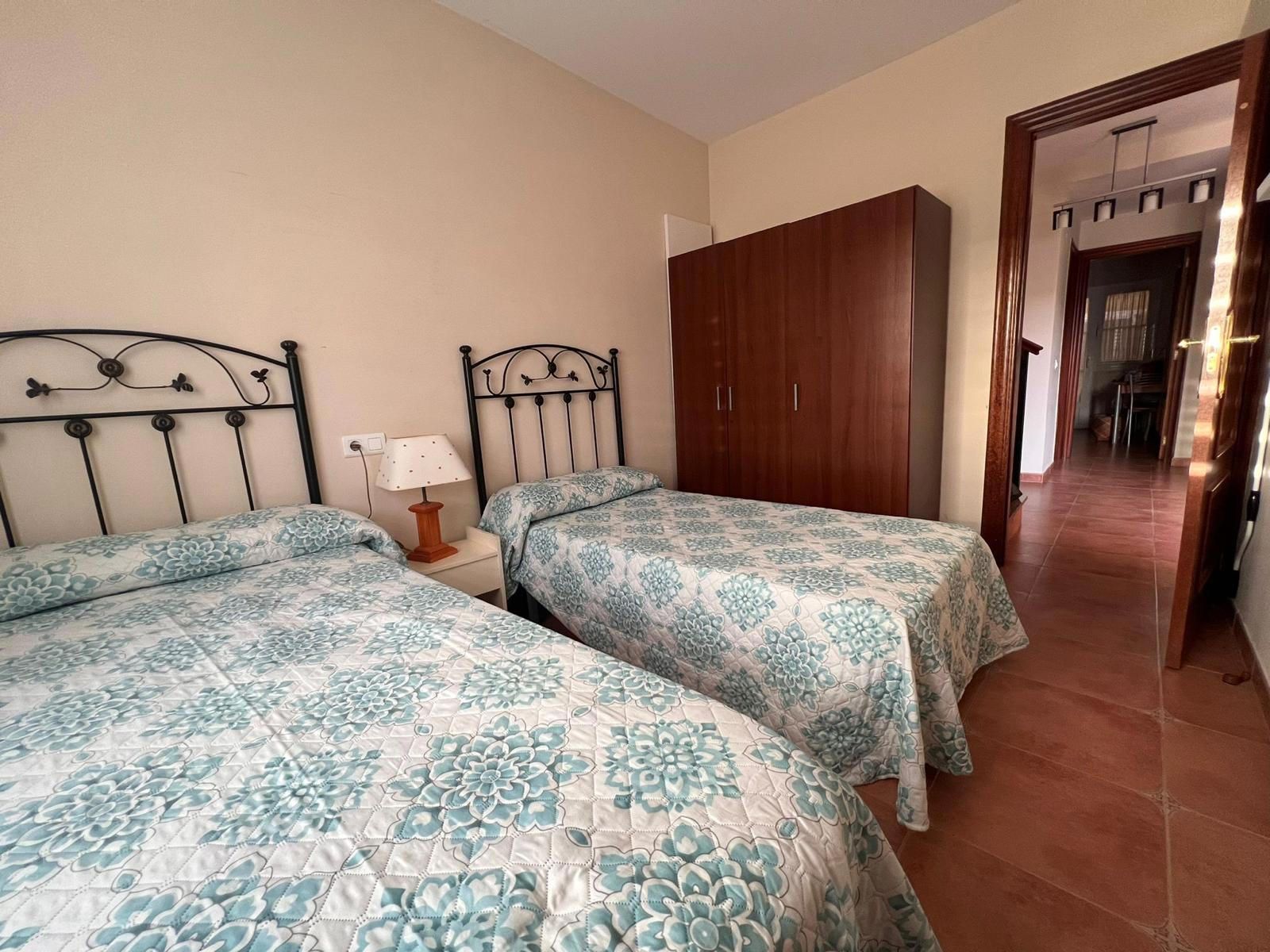 Dormitori de Casa adosada en venda en Cuevas del Becerro amb Aire condicionat, Calefacció i Traster