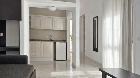 Foto 5 de Apartamento en venta en De Bruselas, Playa de Fañabé, Adeje