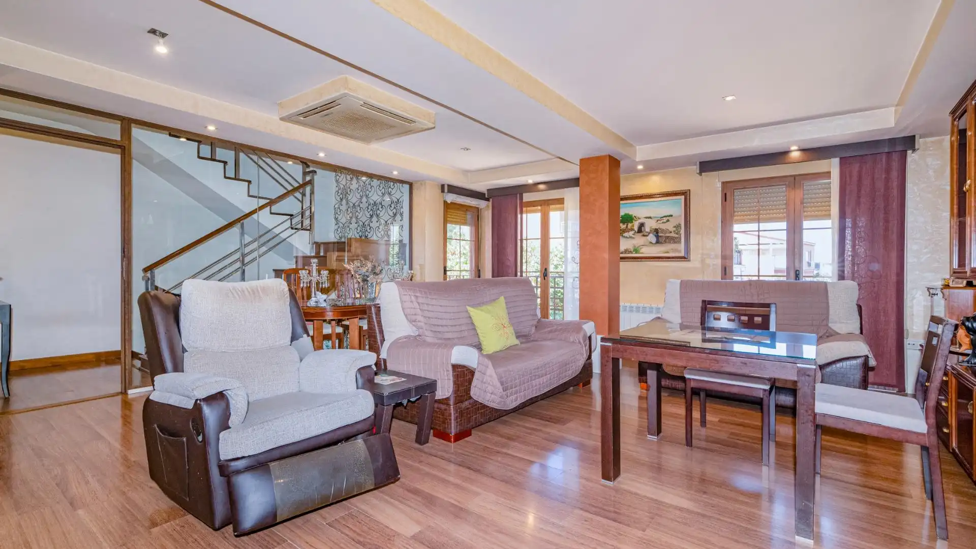 Living room of Single-family semi-detached for sale in  Granada Capital  with Air Conditioner, Terrace and Furnished