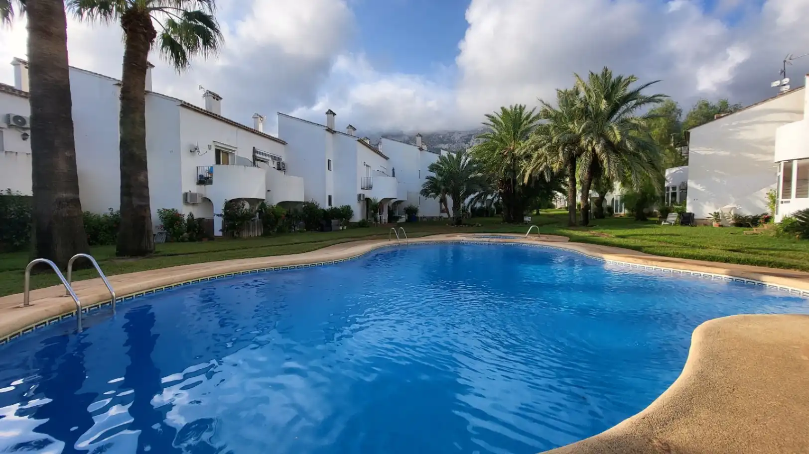 Swimming pool of Apartments for sale in Dénia  with Air Conditioner, Heating and Private garden