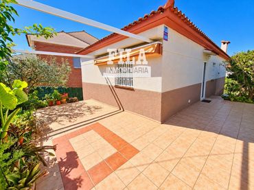 Xalet en venda a Segur de Calafell