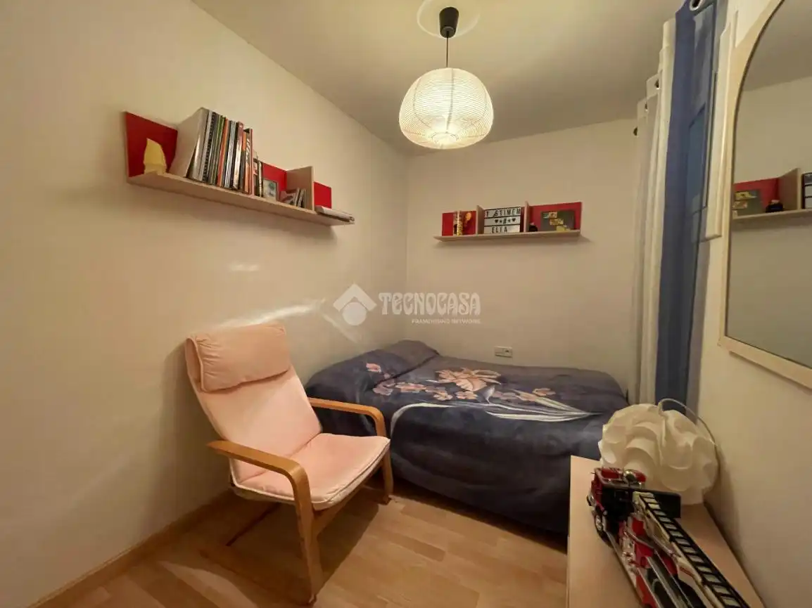 Habitación de Piso en venta en Mataró con Parquet y Balcón