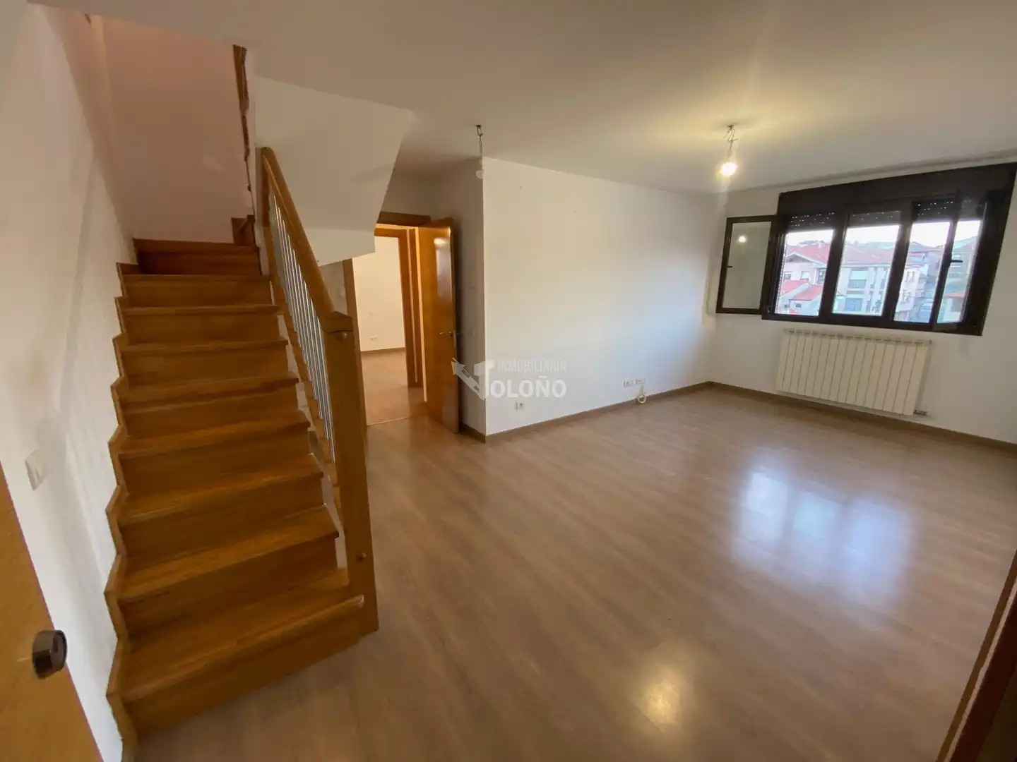 Living room of Duplexes for sale in Zarratón  with Heating, Parquet flooring and Terrace