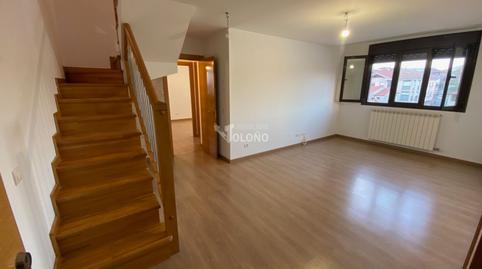 Foto 4 de Dúplex en venda a Plaza Mayor, 2, Zarratón, La Rioja