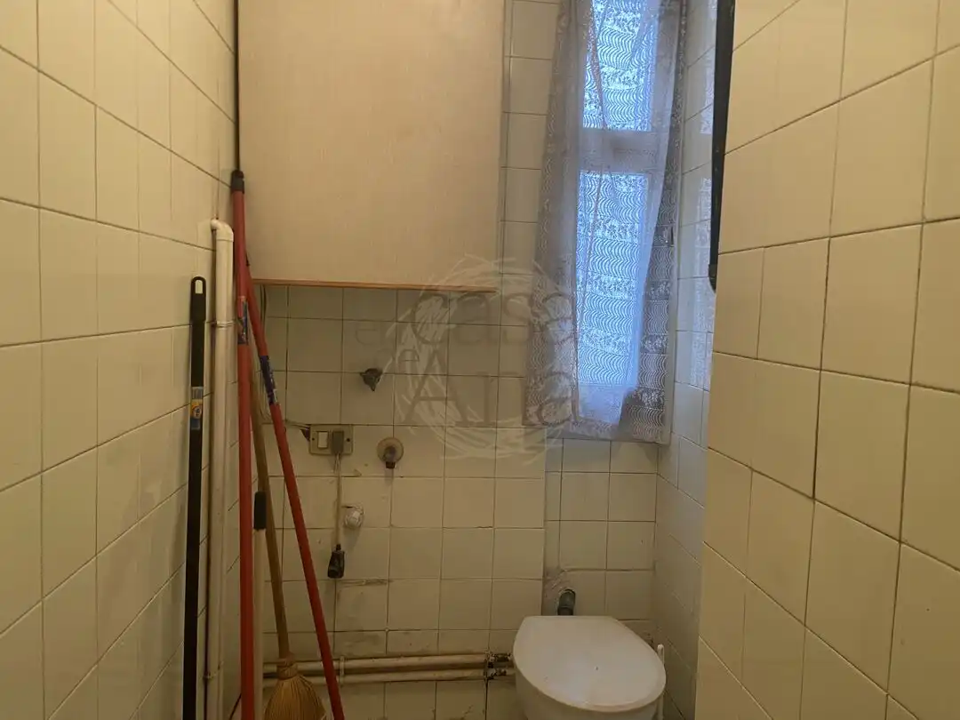 Bathroom of Flat for sale in Indautxu