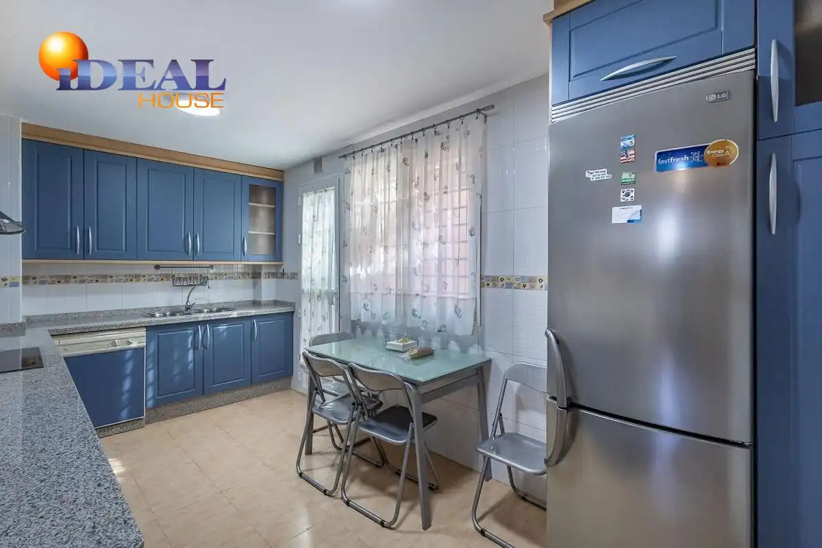 House with terrace for sale in Calle LIMA, imagen 12