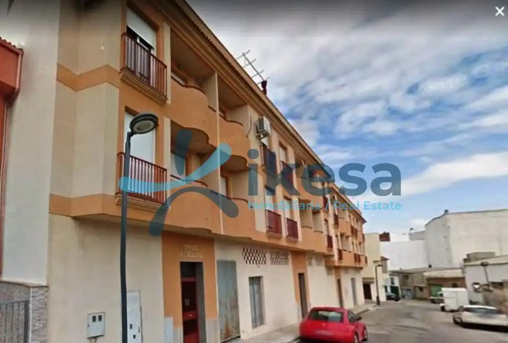 Local comercial en venda a Torredelcampo