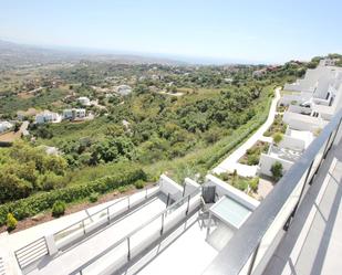 Exterior view of Single-family semi-detached to rent in Marbella  with Air Conditioner, Terrace and Storage room