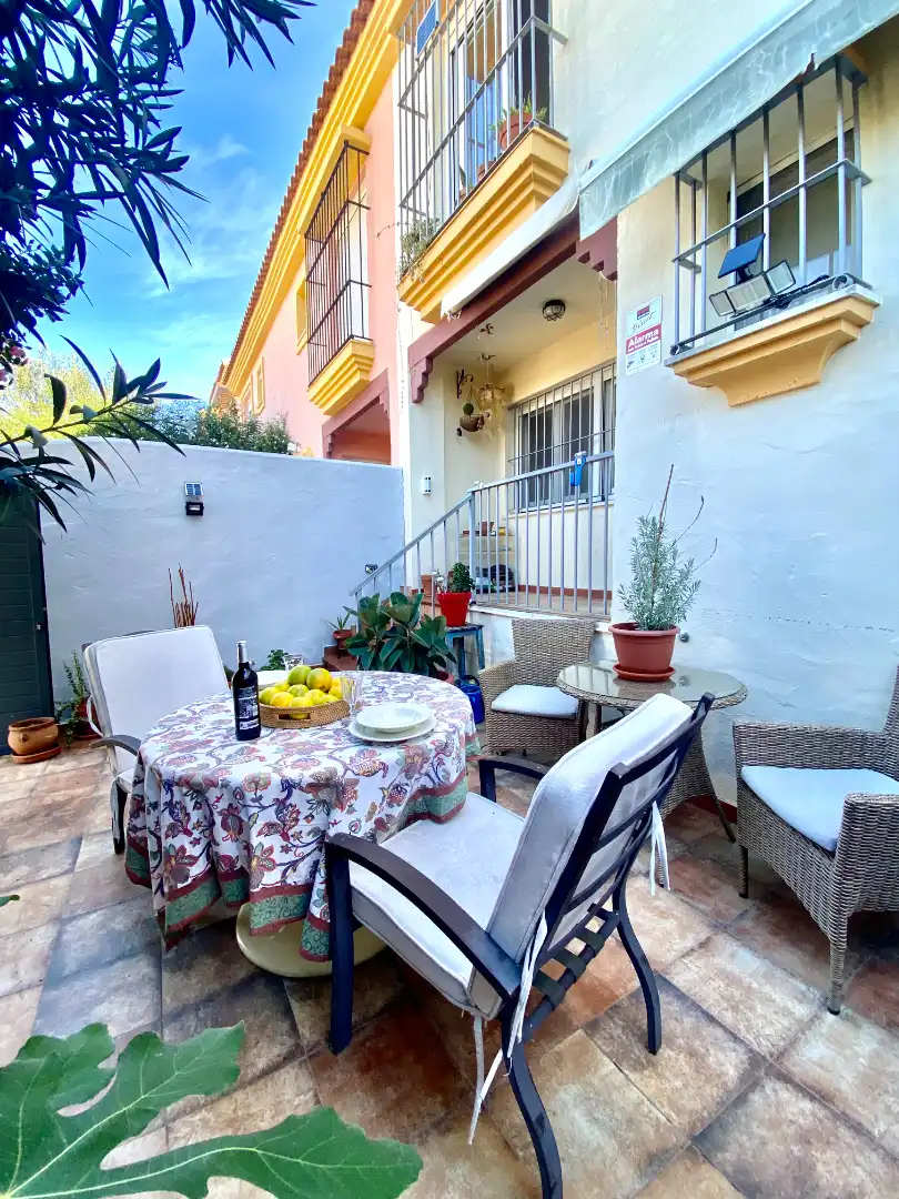 Terraced house with terrace for sale in Calle Rodrigo Pérez Ponce 7, imagen 9