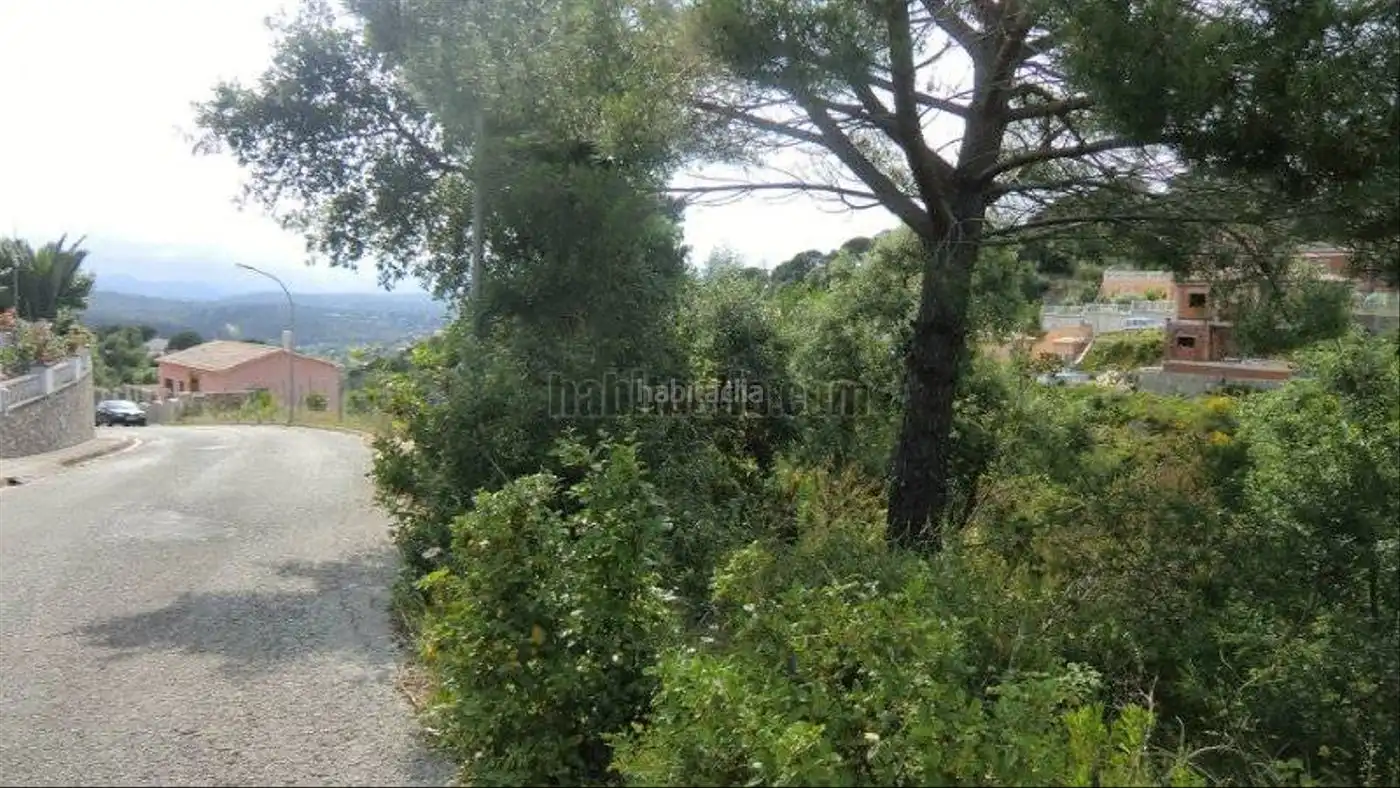 Terreny residencial en venda a Avinguda de la Senyera 79