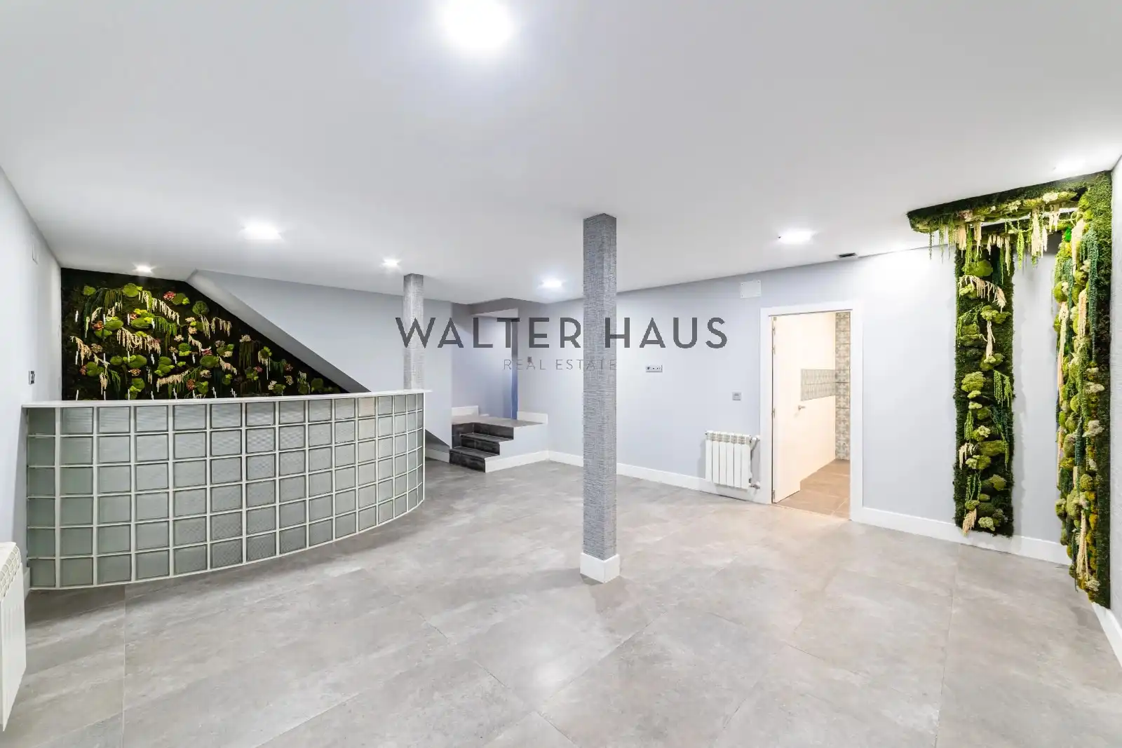 Dúplex en venta en Madrid con Calefacción, Horno y Lavadora
