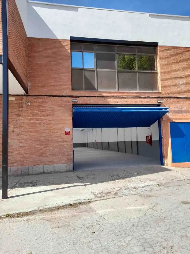 Industrial building to rent in Avinguda de Sentmenat