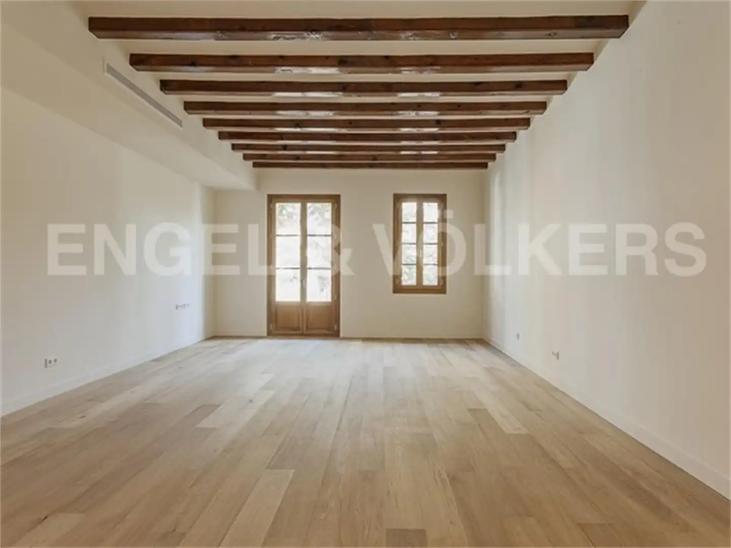 New build Penthouse with lift for sale in Eixample, imagen 2