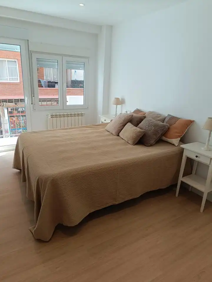 Habitación de Piso en venta en Zaragoza con Calefacción y Terraza