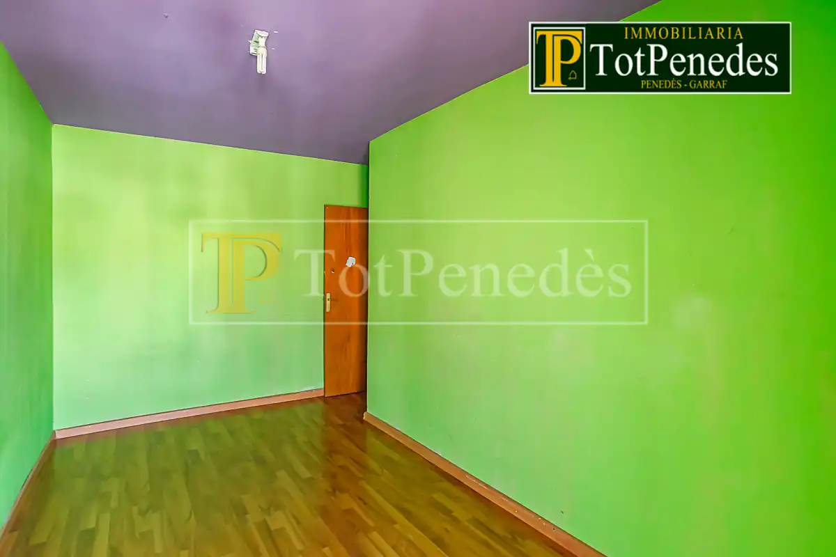 Habitación de Piso en venta en Sant Pere de Ribes con Balcón
