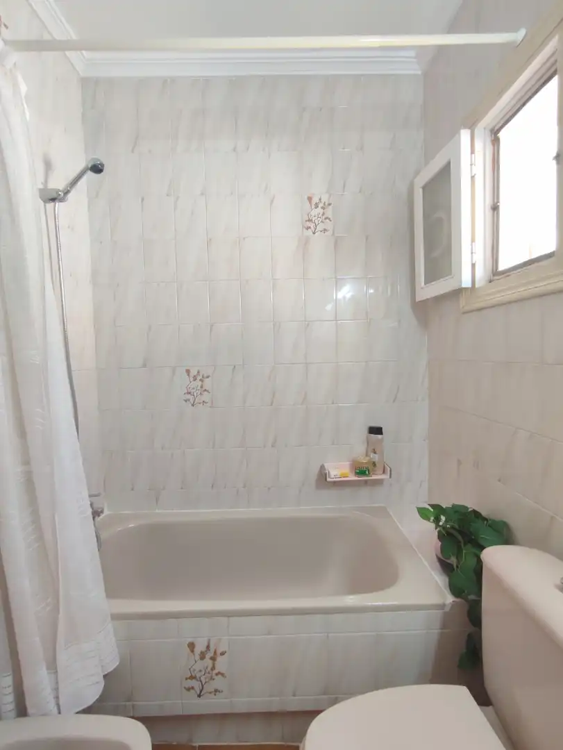 Baño de Casa adosada en venta en San Pedro del Pinatar con Aire acondicionado, Calefacción y Jardín privado
