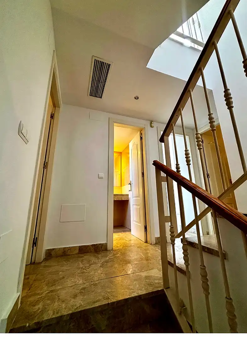 Maison jumelée avec terrasse à vendre à Nueva Andalucía, imagen 12