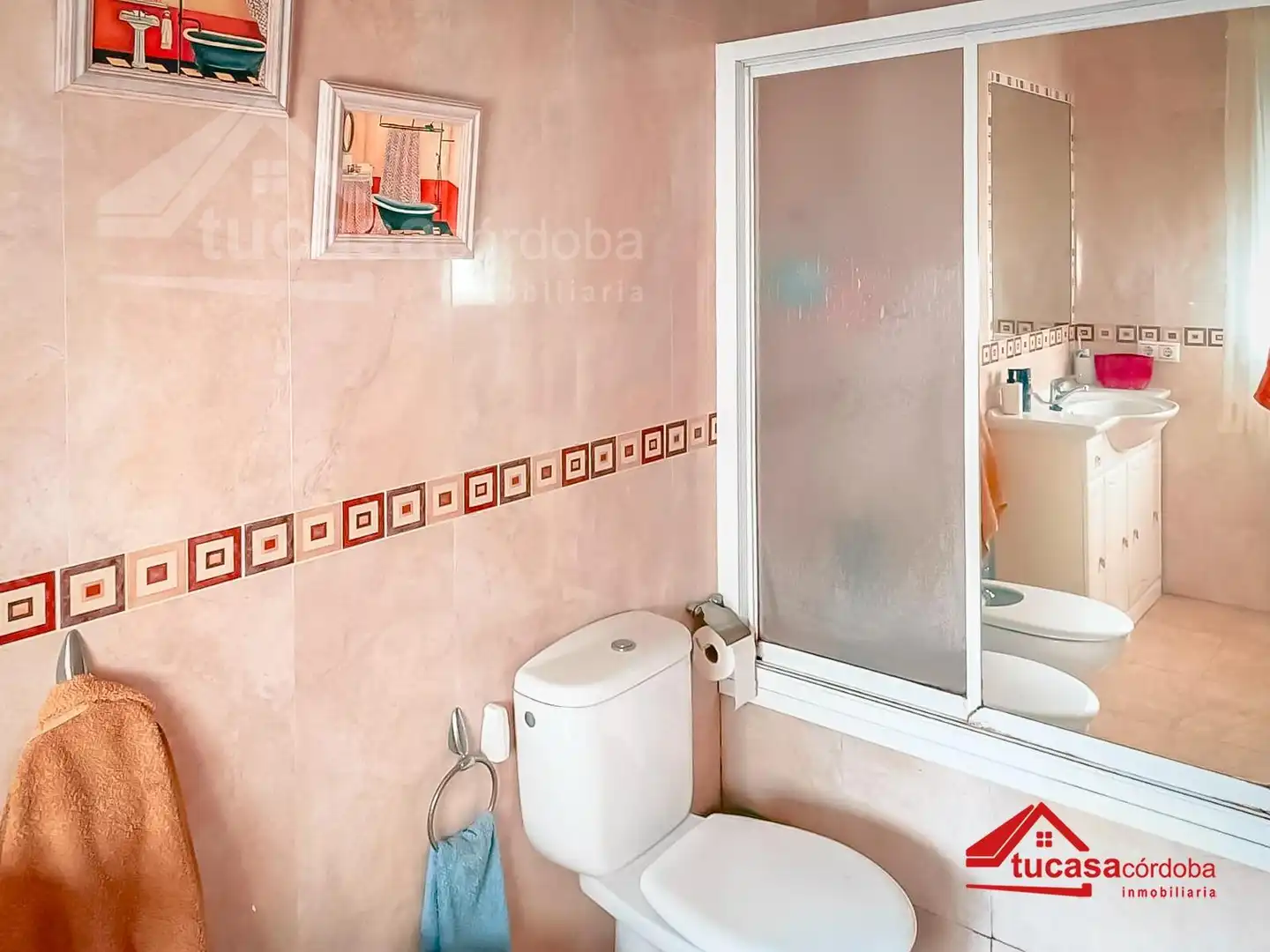 Badezimmer von Country house zum Verkauf in Córdoba mit Abstellraum und Schwimmbad