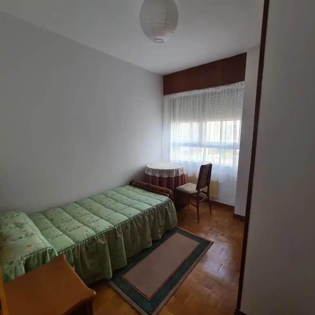 Piso de alquiler en Avenida Cantabria, Reyes Católicos