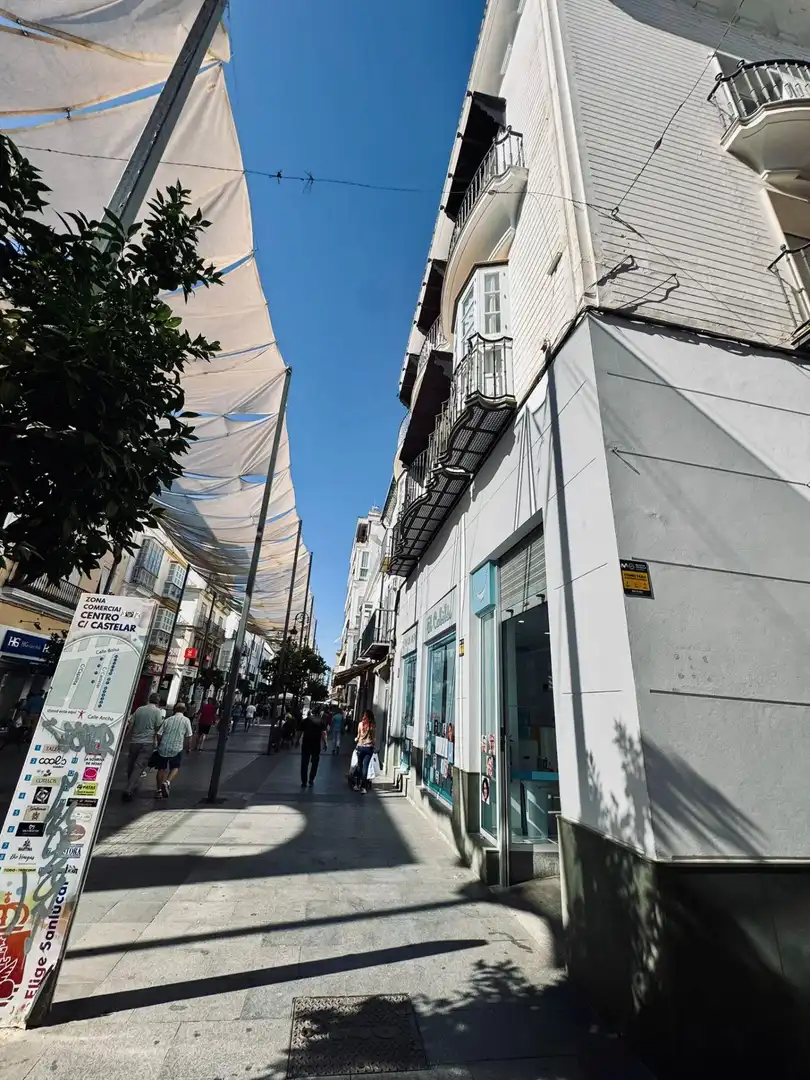 Exterior view of Apartments for rent in Sanlúcar de Barrameda  with Air Conditioner