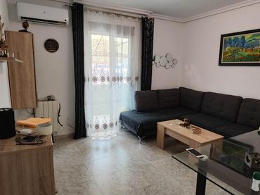 Piso con balcón en venta en Sur