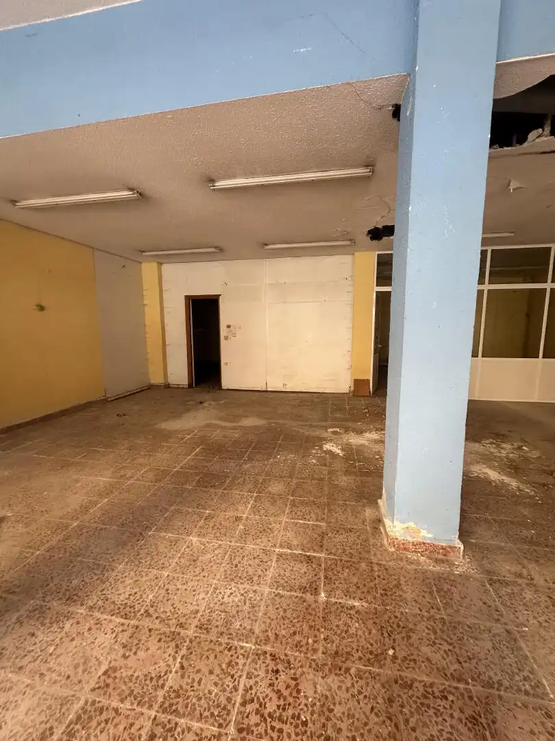 Locale commerciale in vendita a Inmobiliaria - Barreda, imagen 2