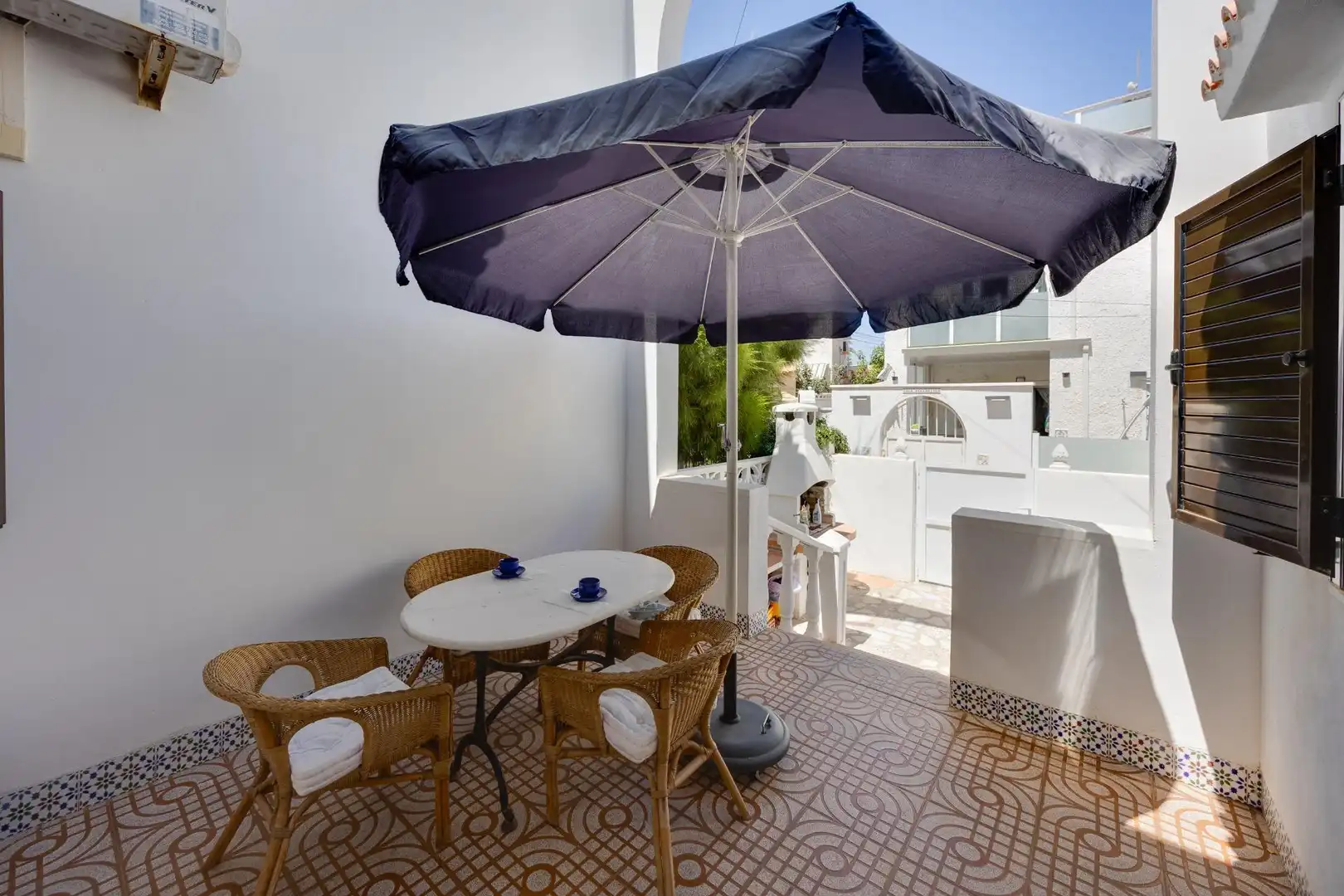 Terrassa de Casa o xalet en venda en Torrevieja amb Aire condicionat, Jardí privat i Terrassa