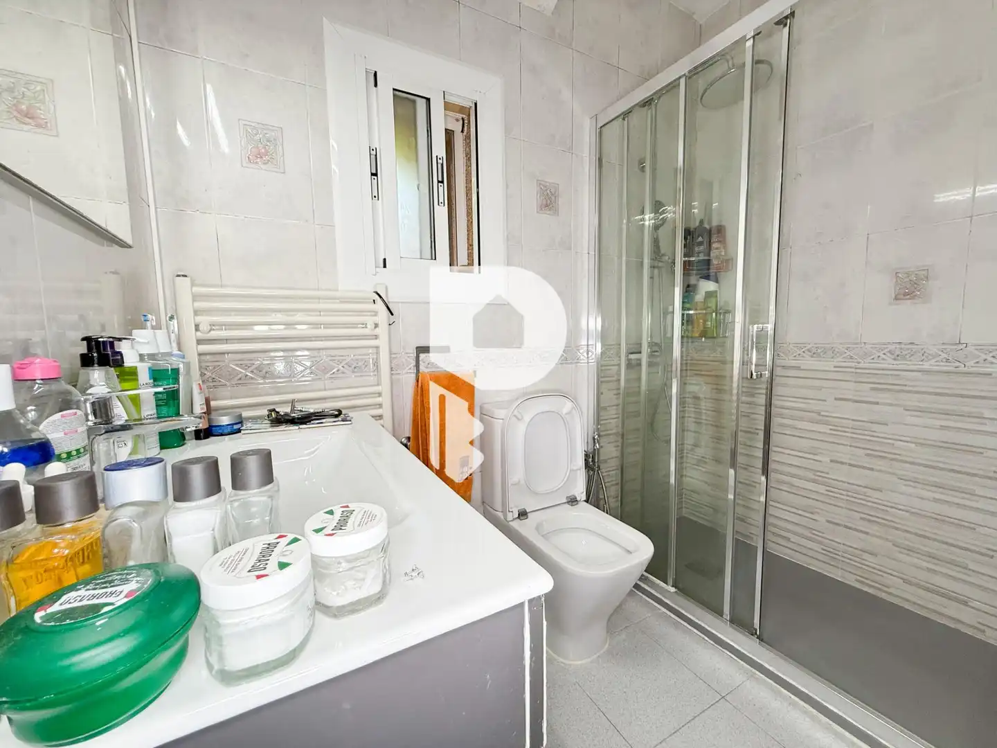 Bathroom of Houses for sale in Sant Vicenç Dels Horts  with Air Conditioner, Heating and Private garden