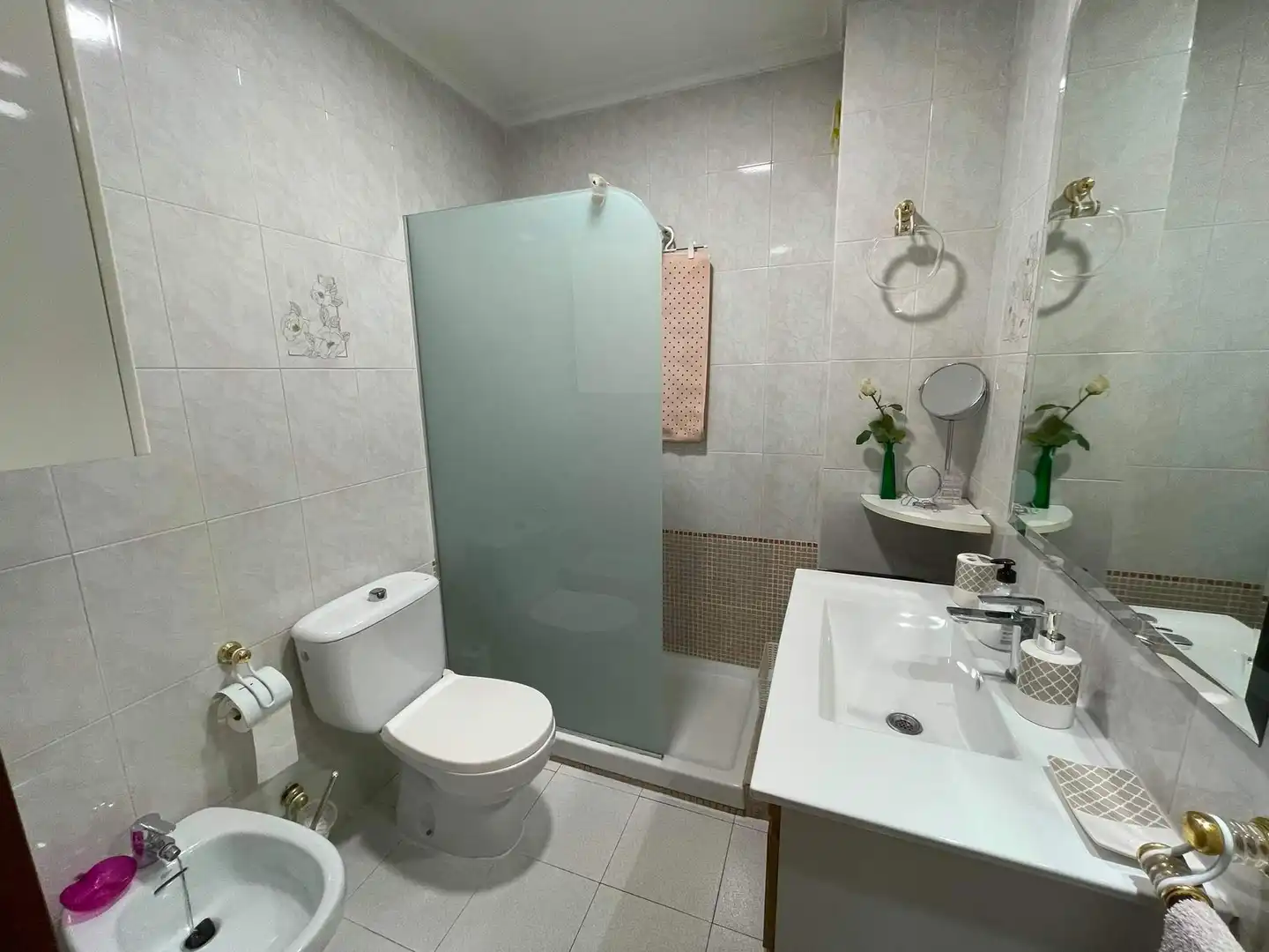 Bathroom of Flat for rent in Elche / Elx  with Air Conditioner, Heating and Furnished