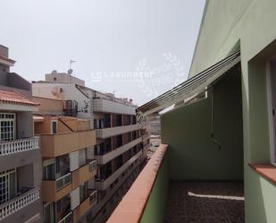 Vista exterior de Àtic en venda en Arona amb Terrassa i Balcó