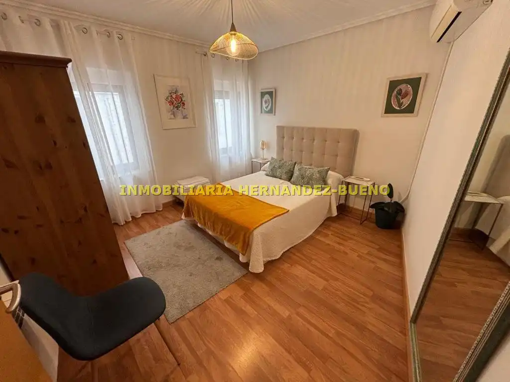 Habitación de Piso en venta en Salamanca con Aire acondicionado y Calefacción