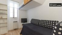 Bedroom of Flat to rent in  Madrid Capital  with Air Conditioner and Balcony