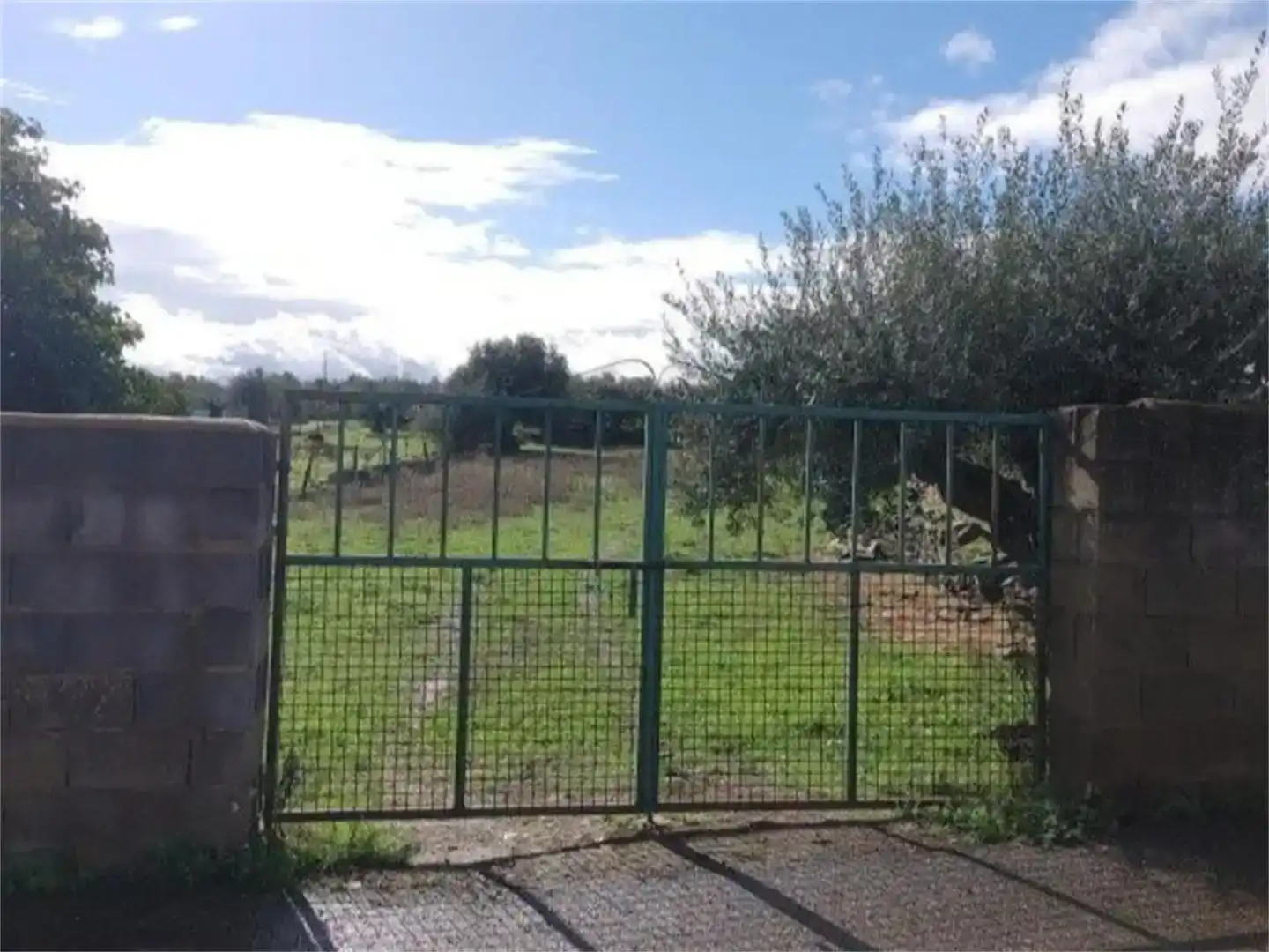 Casa adosada en venda en Torrejoncillo amb Jardí privat