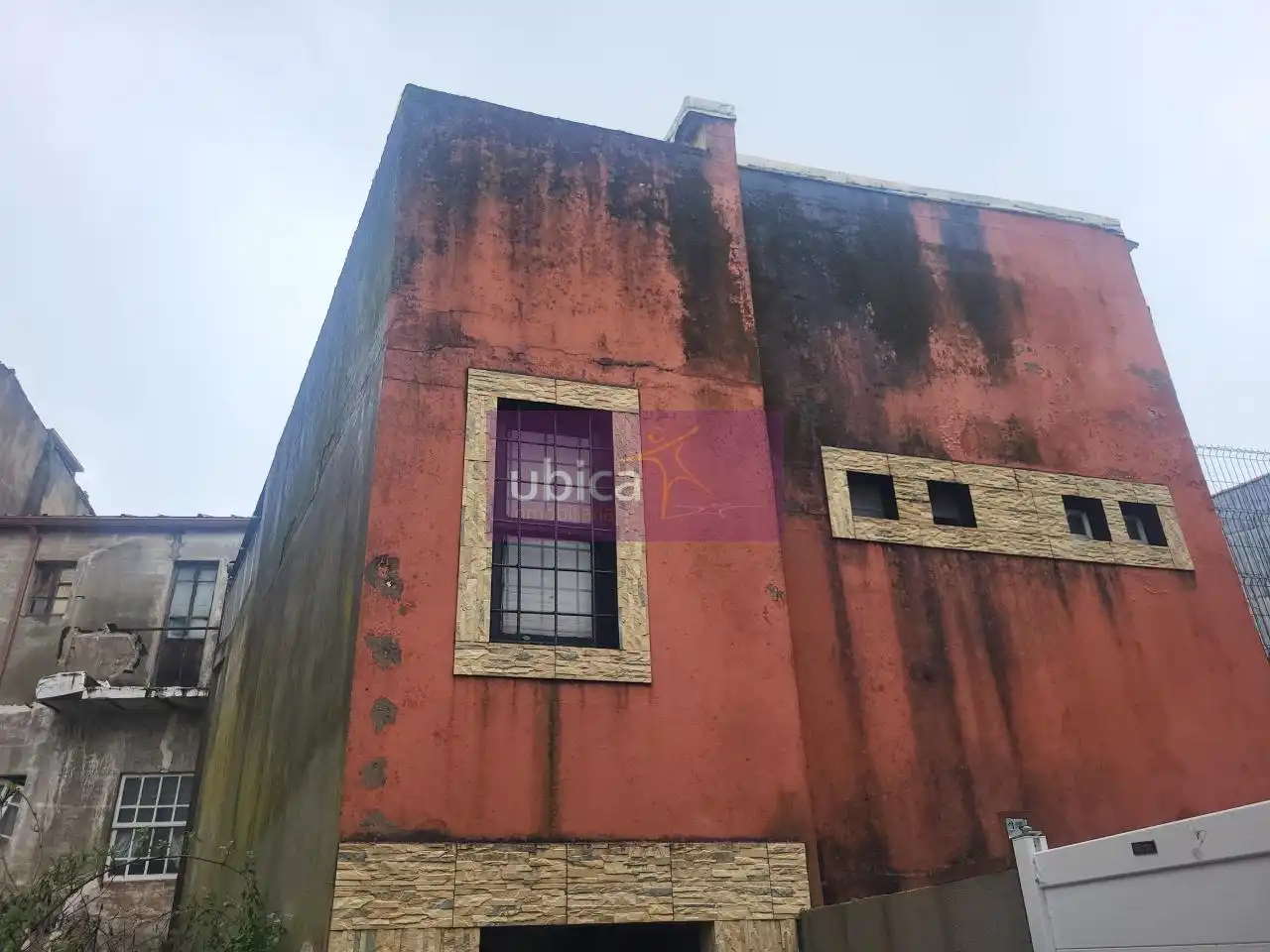Adossat amb terrassa en venda a Teis, imagen 41