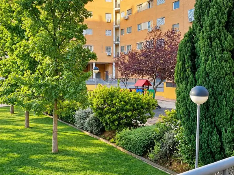 Vista exterior de Pis en venda en Arganda del Rey amb Aire condicionat