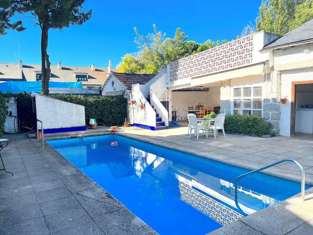 Piscina de Casa o chalet en venta en Torrelodones
