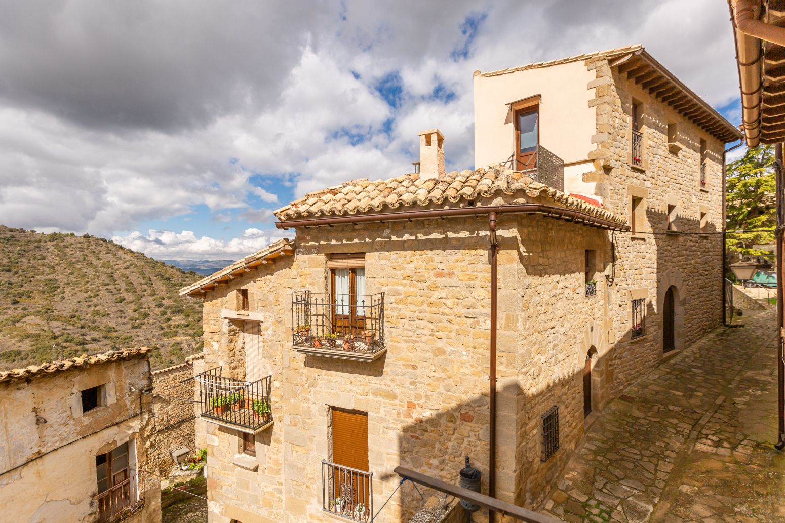 Vista exterior de Casa o xalet en venda en Sos del Rey Católico amb Calefacció