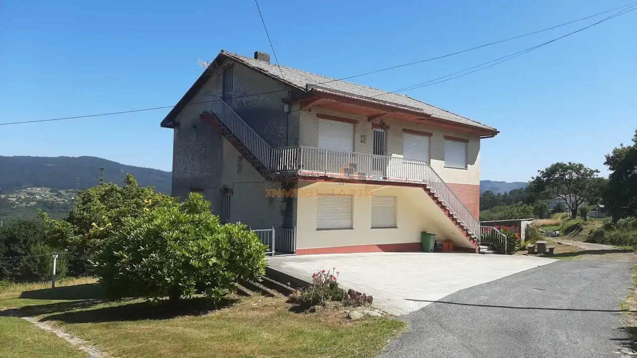 Haus mit Garten zum Verkauf in Sedes - Pedroso - Doso