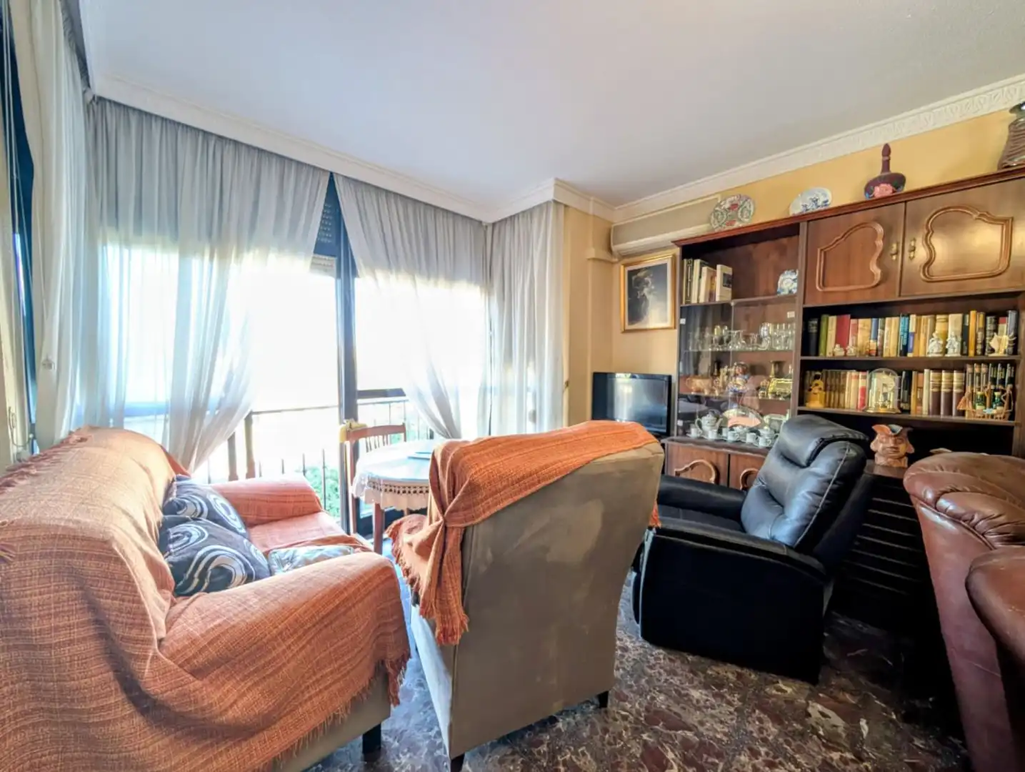 Appartamento con terrazza in vendita a Cuesta de las Monjas, imagen 4