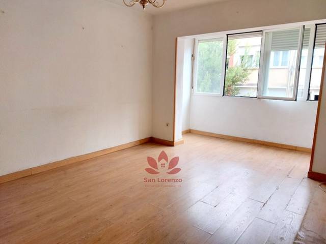 Piso en Venta en Calle de Yarumal en Pinar del Rey