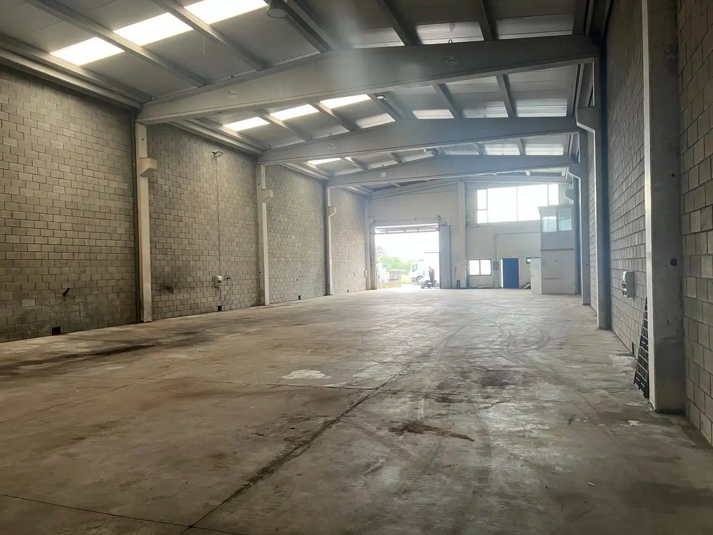 Nau industrial de lloguer en Curtis