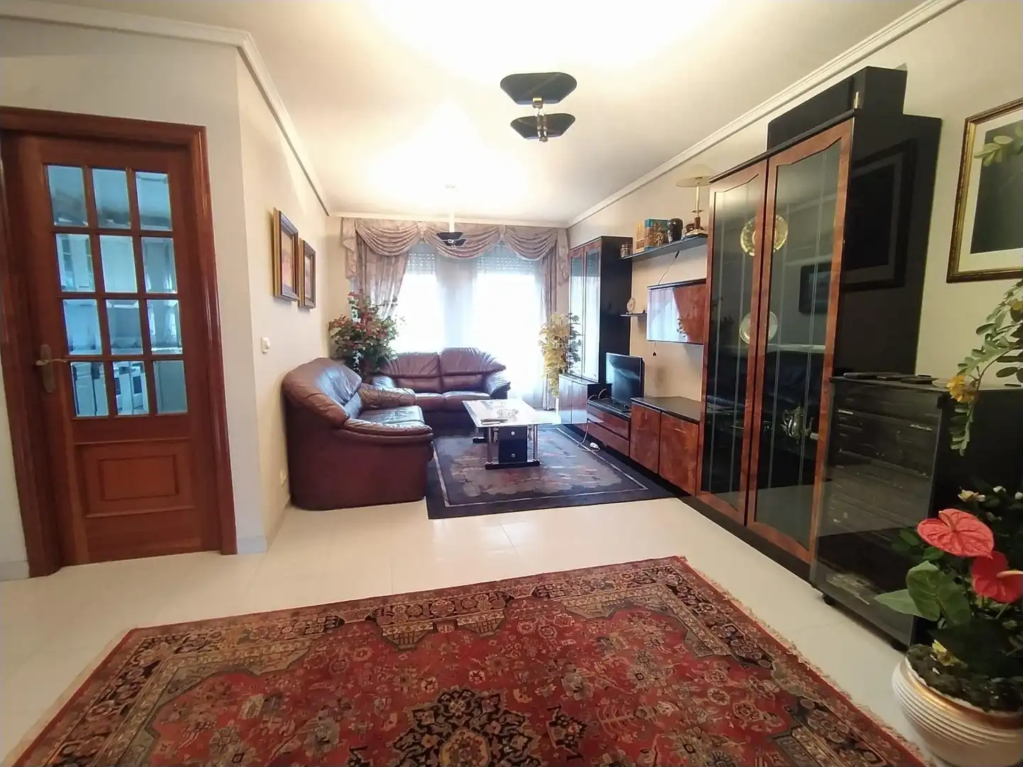 Sala de estar de Dúplex en venta en Ponferrada con Calefacción, Parquet y Trastero