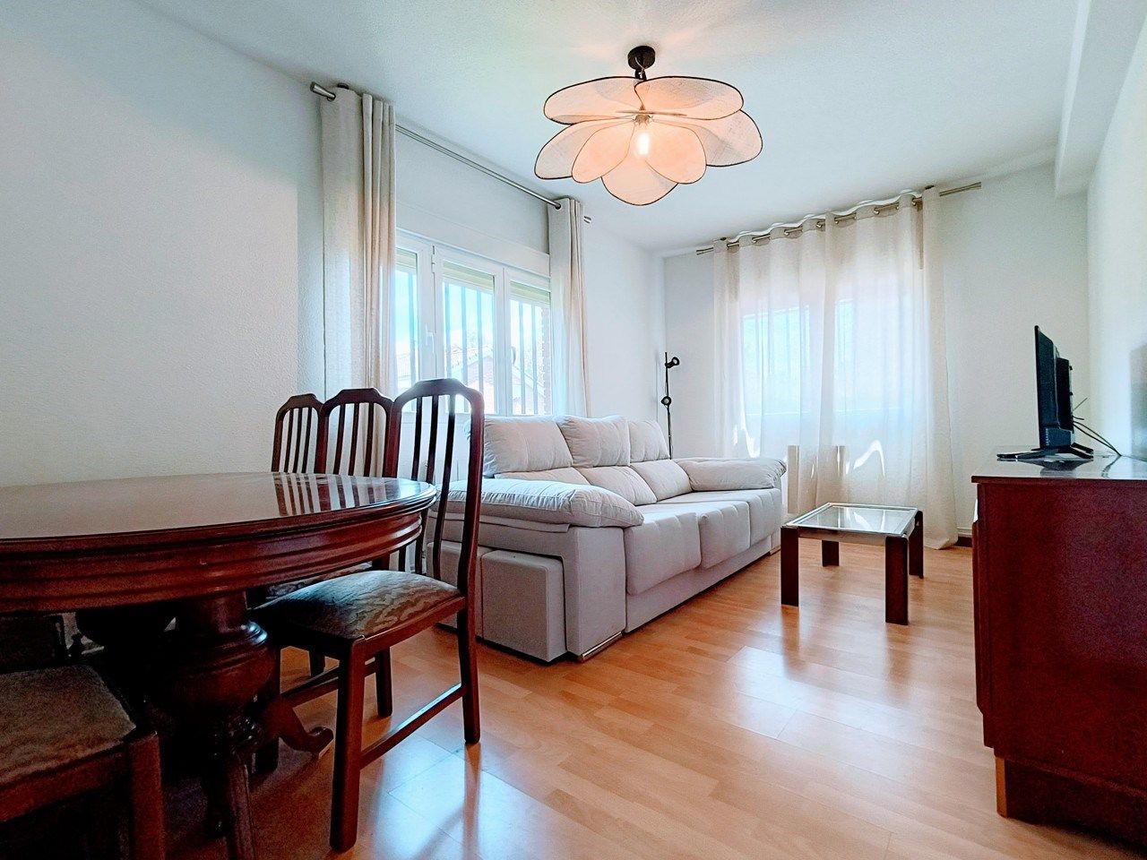 Living room of Flat to rent in La Moraleja  with Heating, Storage room and Furnished