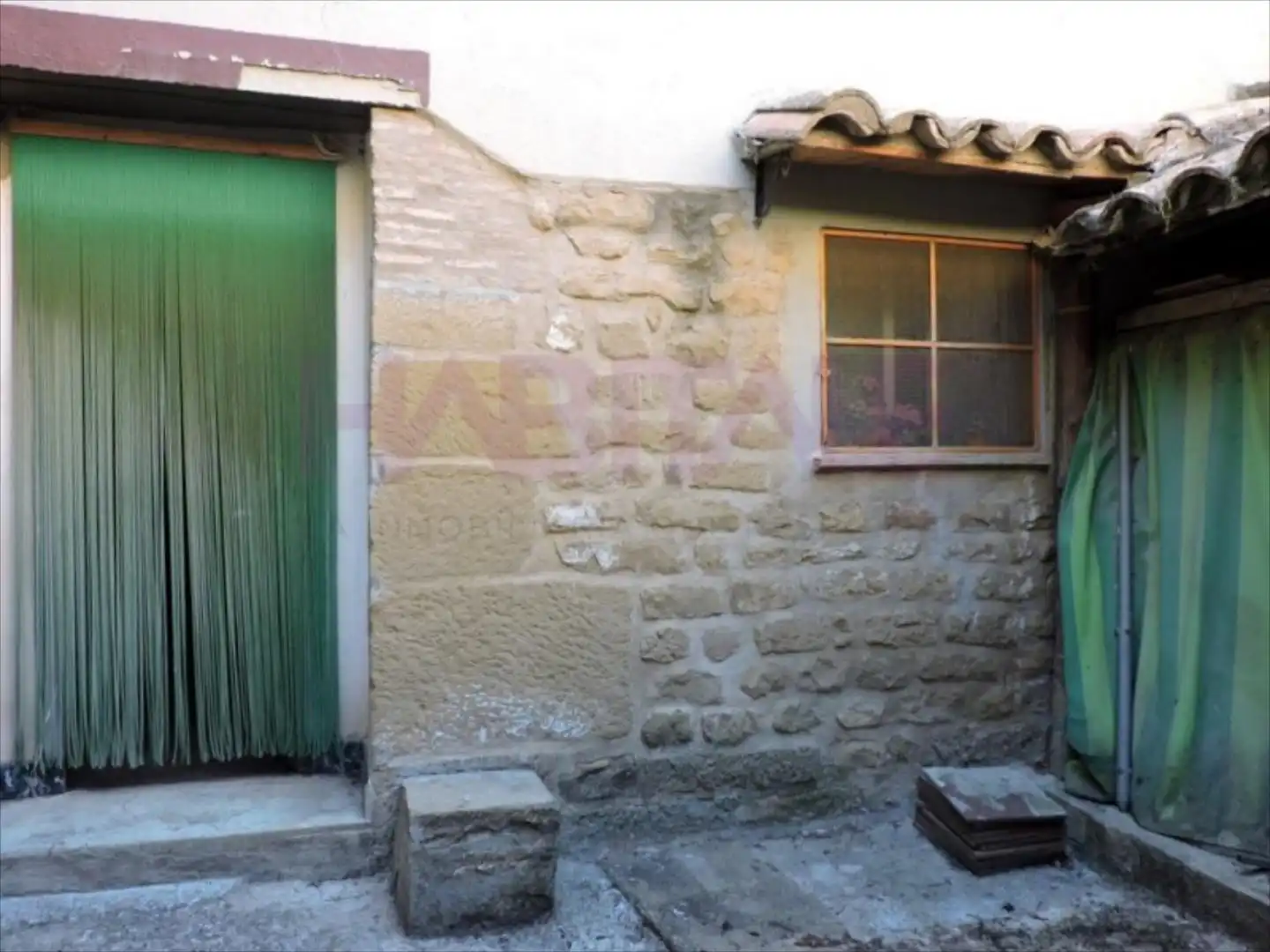 Vista exterior de Casa o chalet en venta en Uncastillo con Terraza, Trastero y Amueblado
