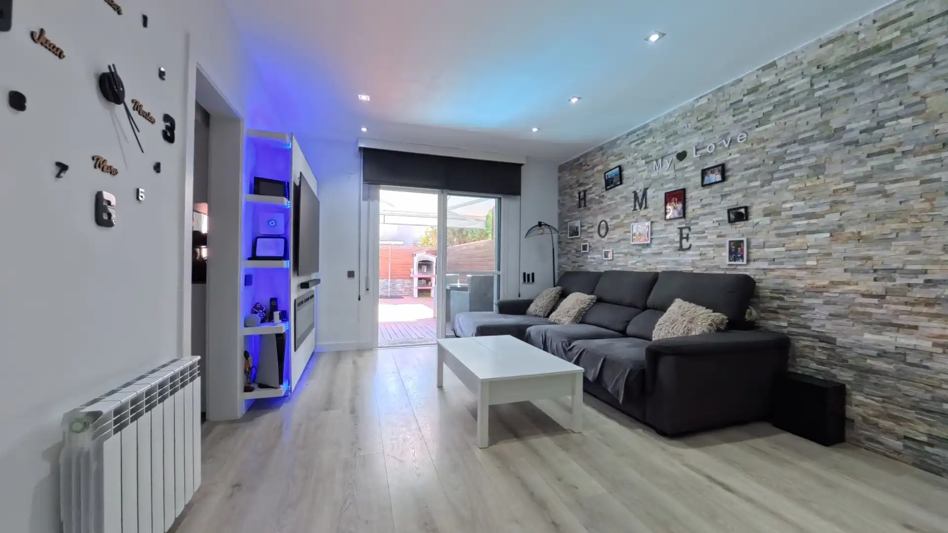 Living room of Detached homes for sale in Cubelles  with Air Conditioner, Heating and Private garden