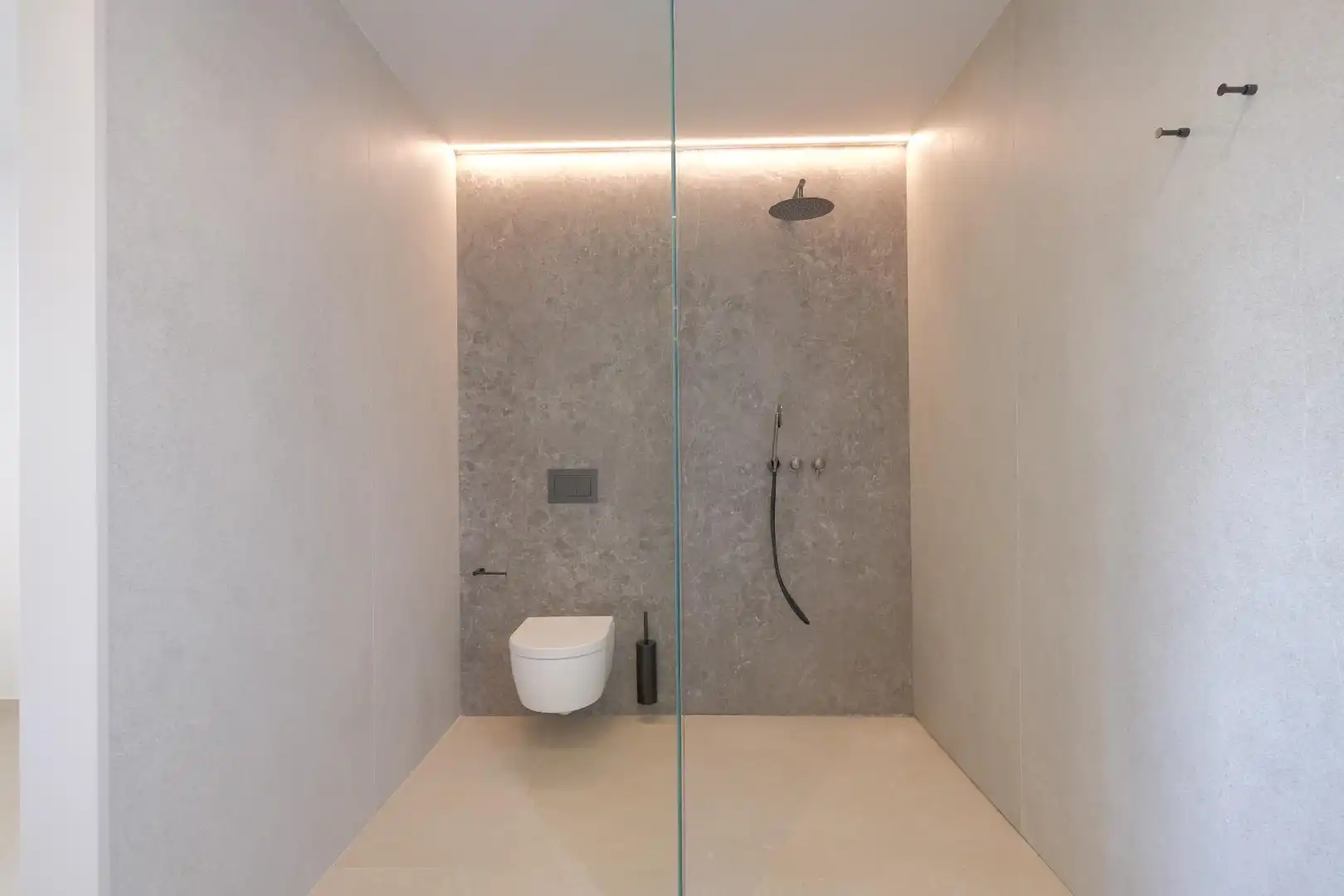 Chalet con piscina en venta en Marisol Park - Ortembach - Los Almendros, imagen 23