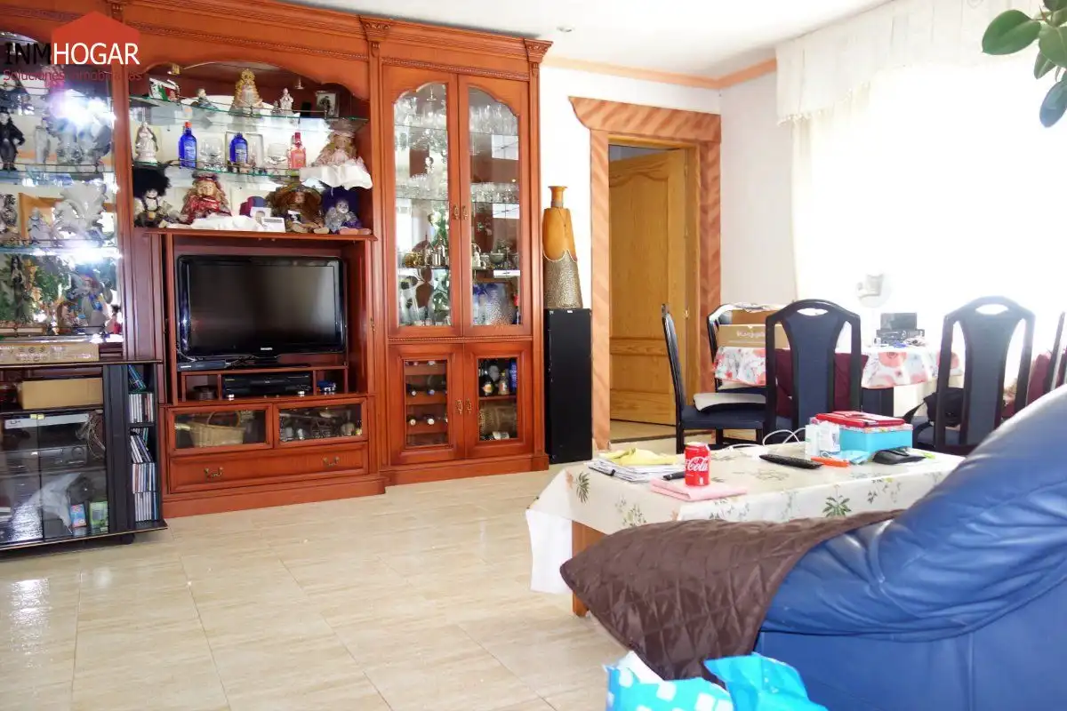 Wohnzimmer von Country house zum Verkauf in Ávila mit Privatgarten, Terrasse und Abstellraum