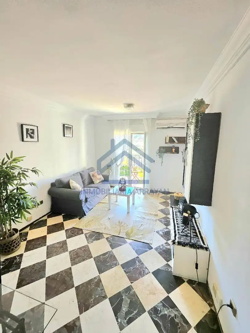 Wohnzimmer von Wohnung zum Verkauf in Cenes de la Vega mit Klimaanlage, Heizung und Terrasse