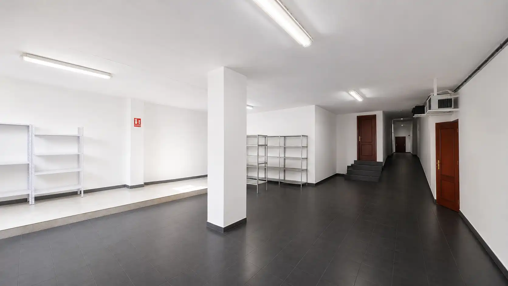 Local comercial en venda a Villanueva de la Serena, imagen 4