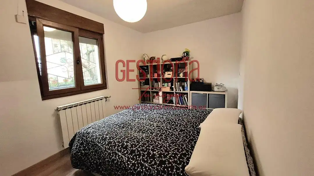 Bedroom of Ground floor for sale in Camargo  with Heating, Terrace and Storage room